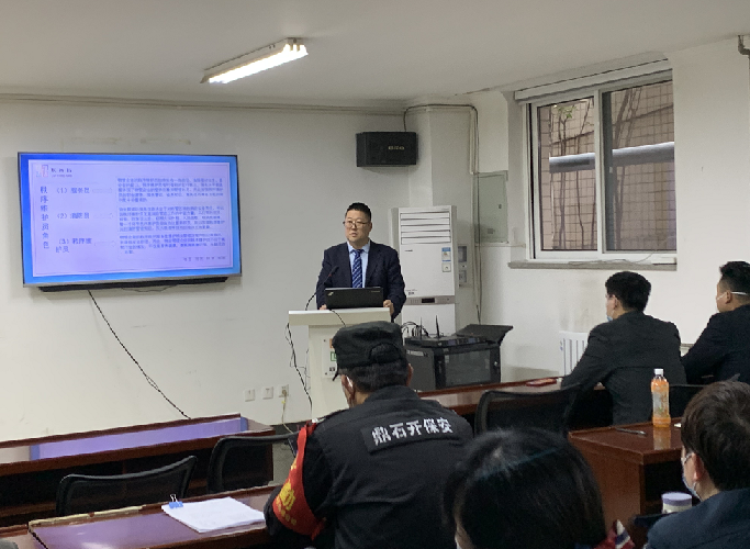 加強(qiáng)業(yè)務(wù)培訓(xùn)、提升工作標(biāo)準(zhǔn)